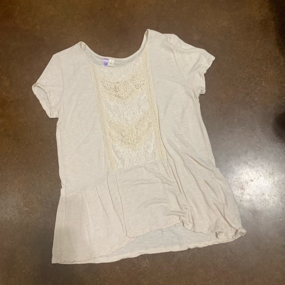 Francesca’s eyelet lace top